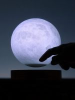 Левитирующая луна MoonFlight с пластиковой подставкой — изображение 10
