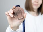 Медаль Regalia, большая, бронзовая — изображение 8