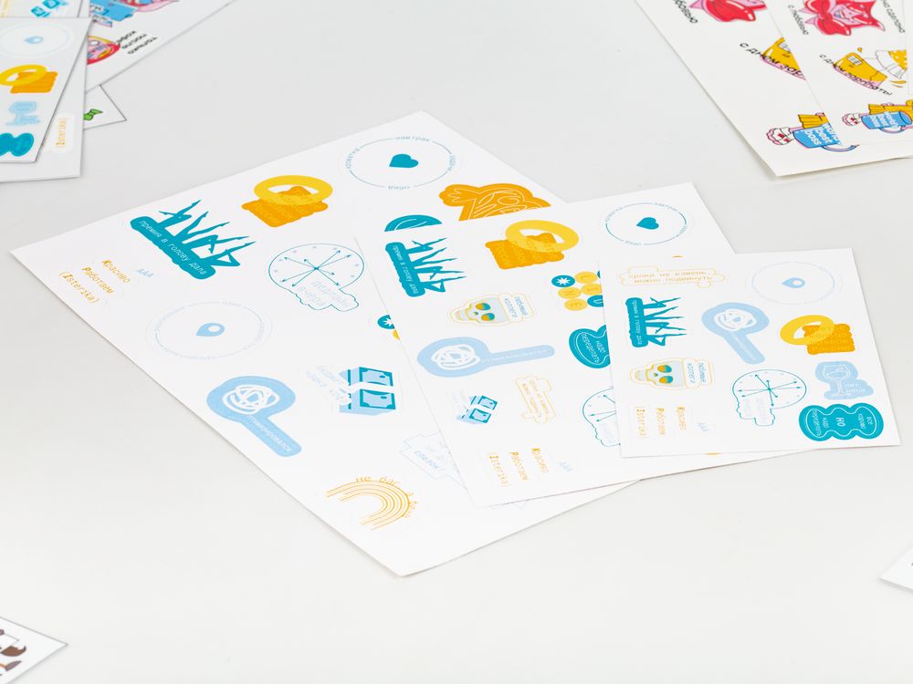 Наклейки ПВХ Sticker Pack на заказ, S с логотипом СПб - фото № 4