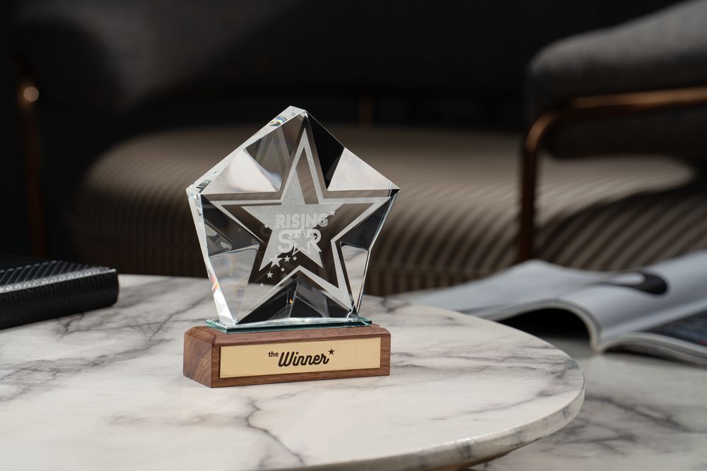 Стела Star Wood, в подарочной коробке с логотипом СПб - фото № 3