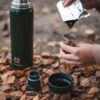 Термос «Арктика 900» с ситечком, зеленый с логотипом СПб - фото № 4