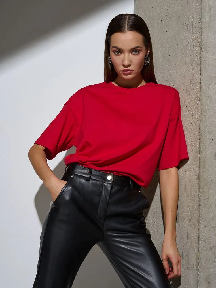 Футболка Oversize Premium, красная с логотипом СПб - фото № 1
