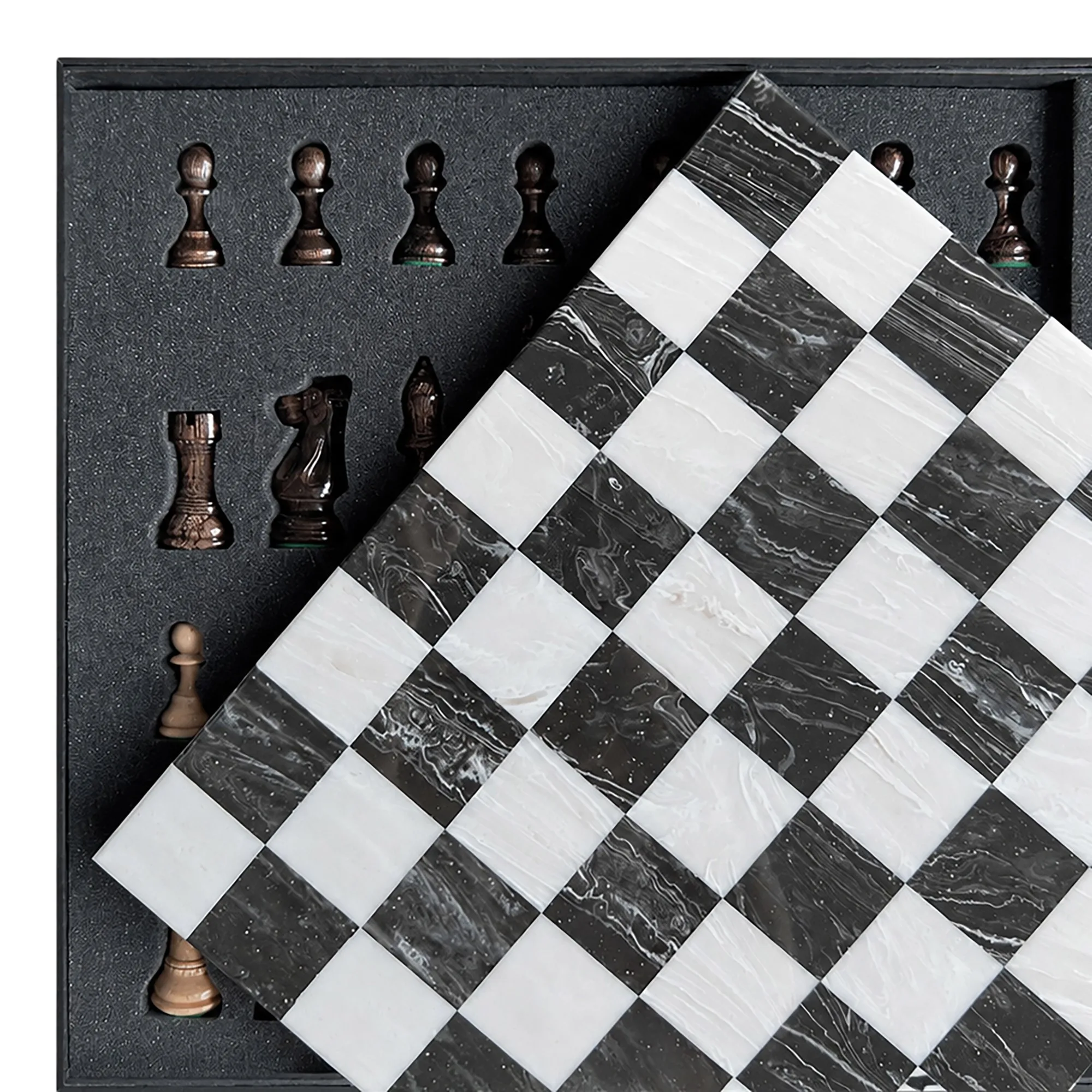 Шахматы ручной работы TABIA из акрилового камня/дерево Бук, черный/белый, размер С лого с логотипом СПб - фото № 2