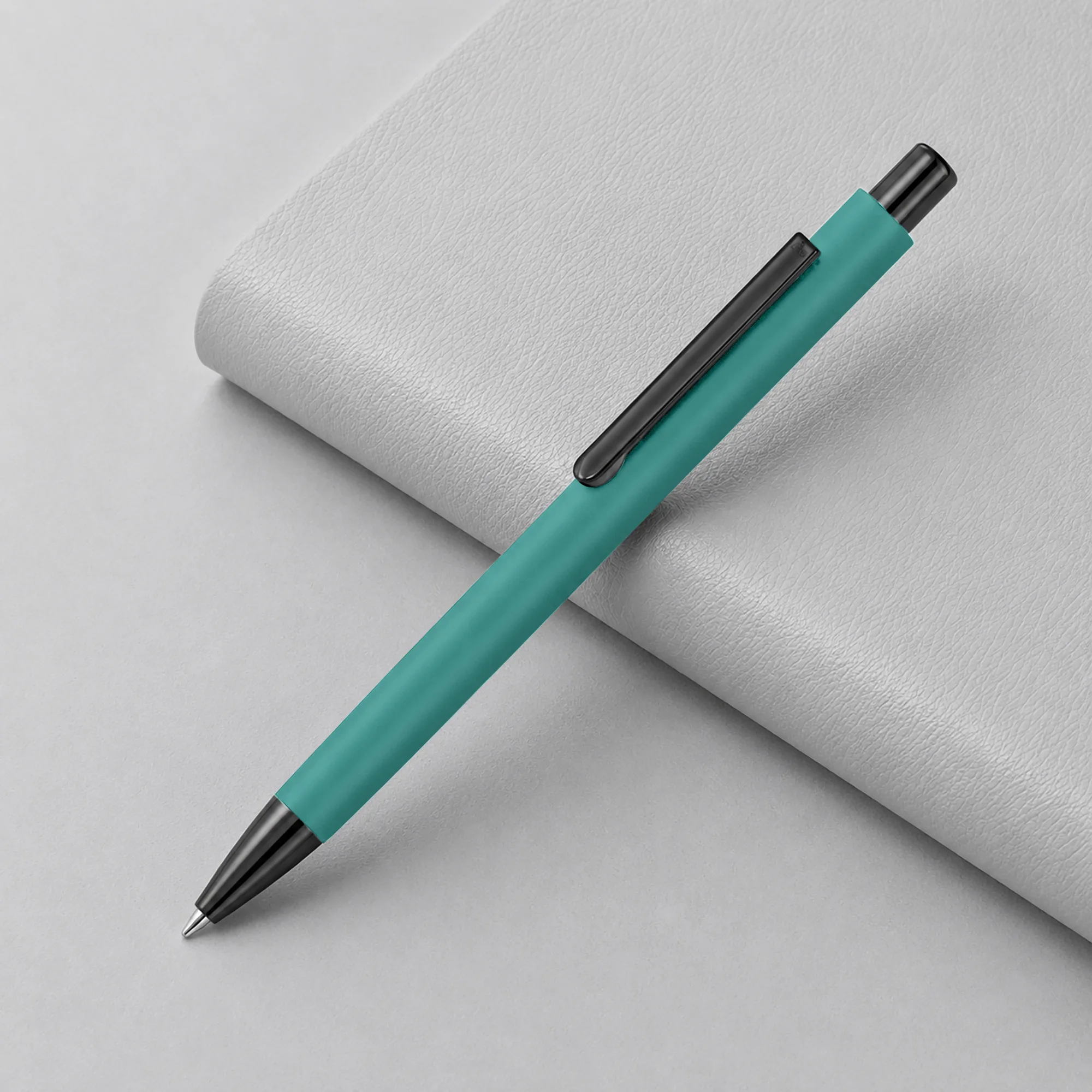 Металлическая шариковая ручка «Ellipse gum» soft touch с зеркальной гравировкой, бирюзовый с логотипом СПб - фото № 1