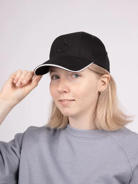 I: Вышивка