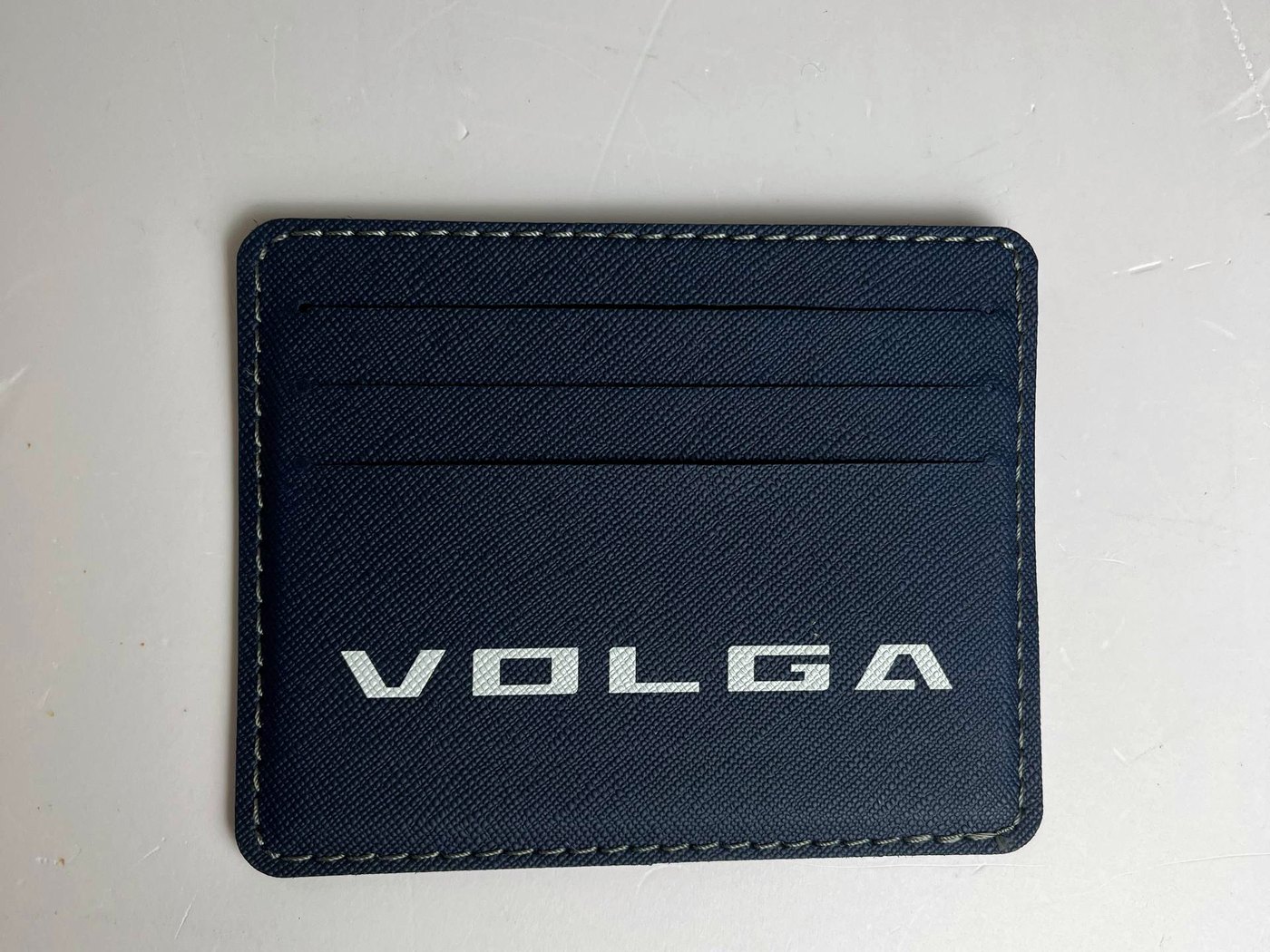 Картхолдер с надписью VOLGA